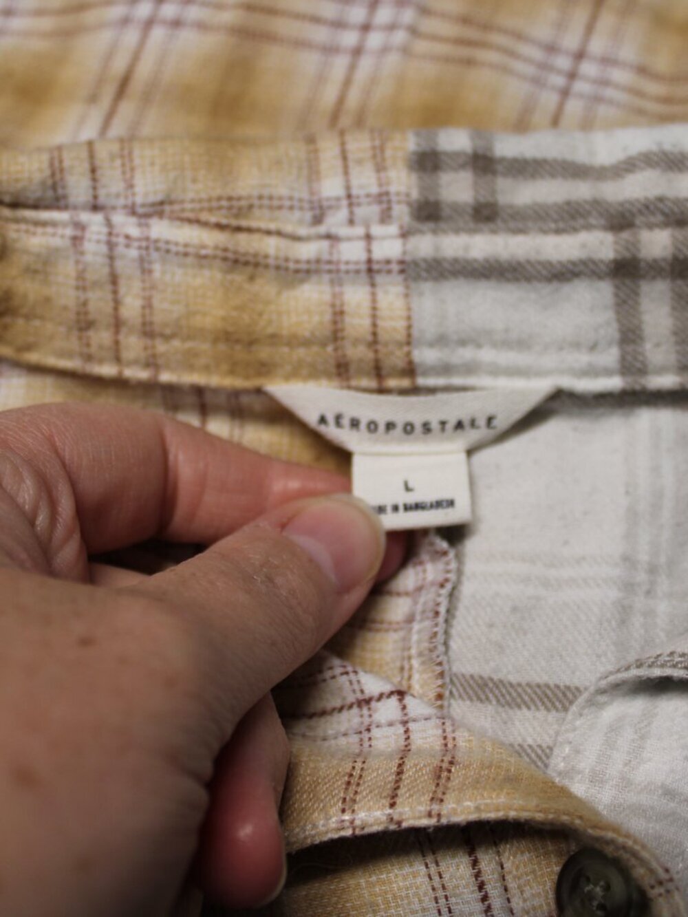 Aeropostale Large Colorblock Plaid Cropped Raw Hem Longsleeve Button Front Shirt - Picture 6 of 8